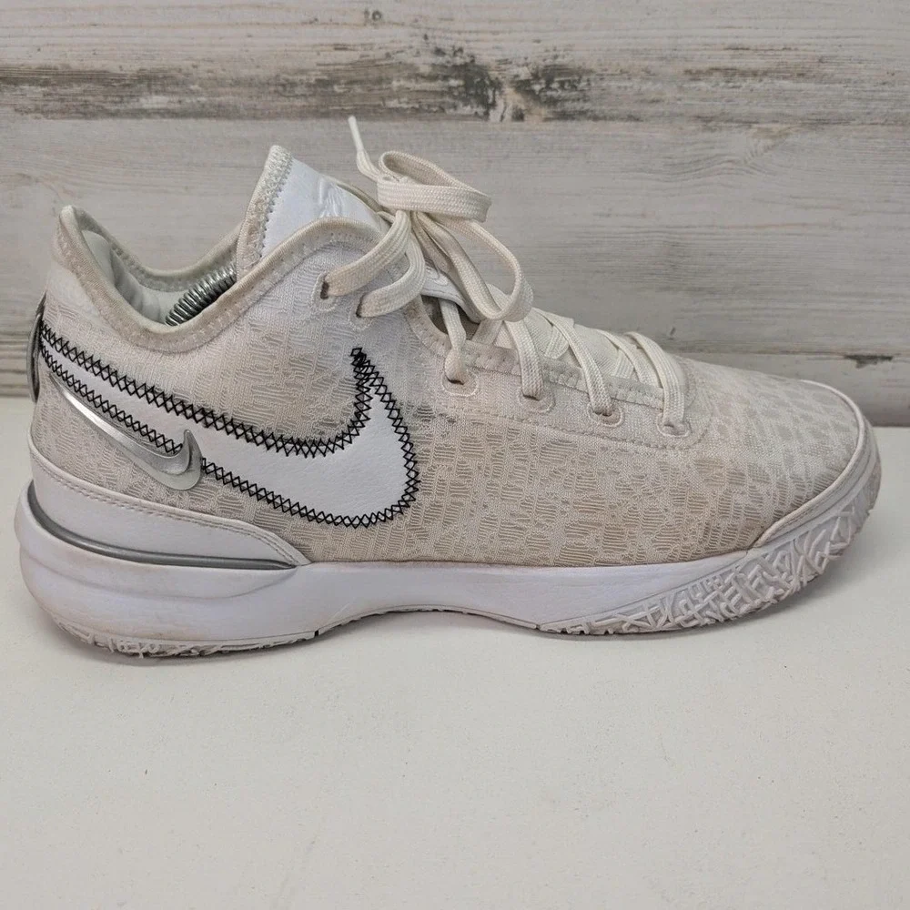 Nike LeBron NXXT Gen White Silver Basketball Shoes DR8784-101 Mens Size 11